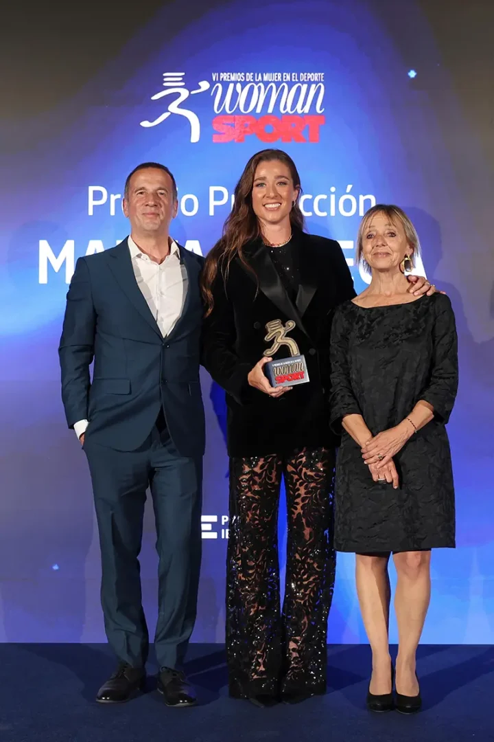 Martita Ortega recibe el premio Proyección WOMAN SPORT 2026